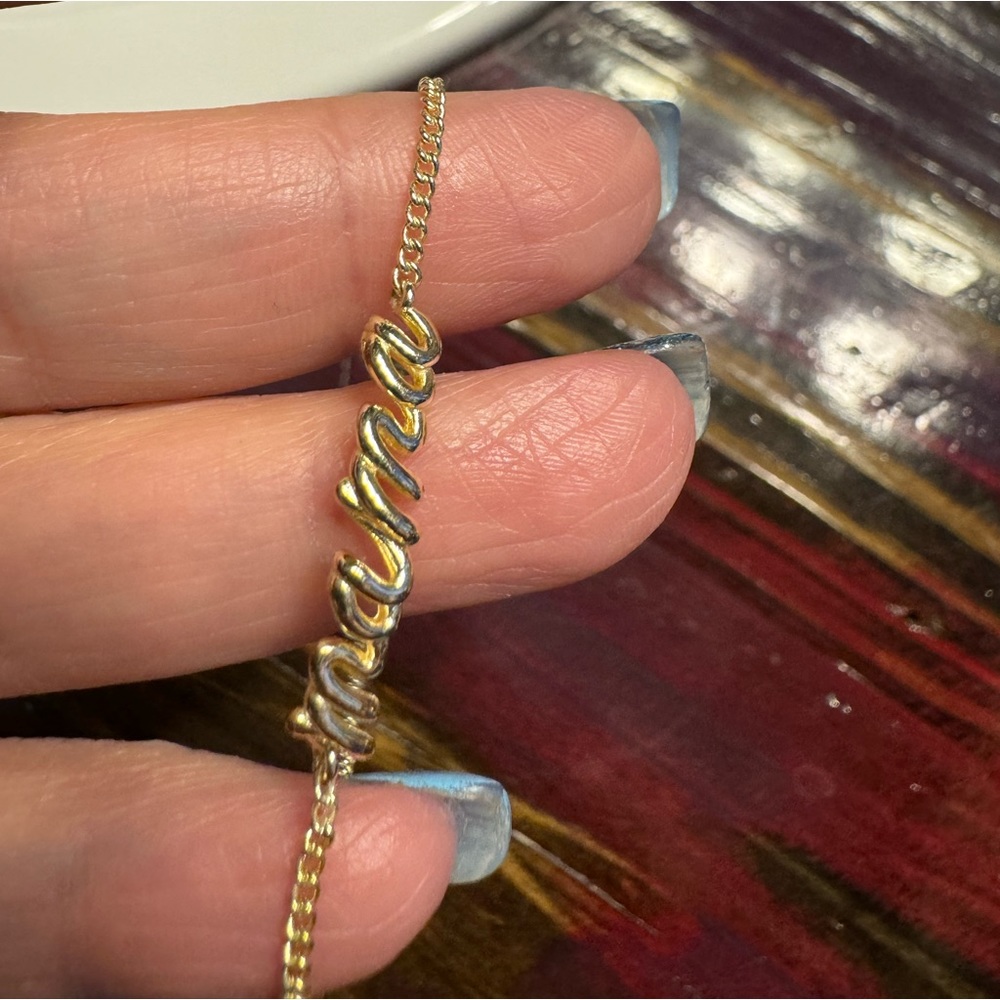 Kendra Scott MAMA bracelet.